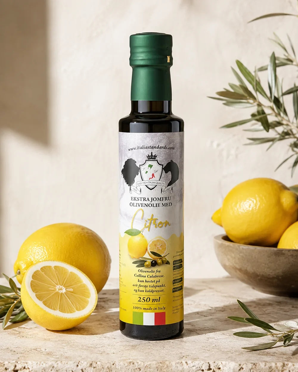 Italia Standard Citron flavoured olive oil 250 ml with lemons and olive leaves